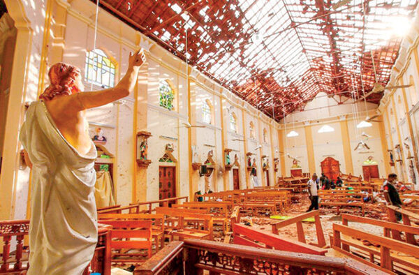 පාස්කු සටන අත් නොහරින්න පාප් වහන්සේගෙන් උපදෙස්