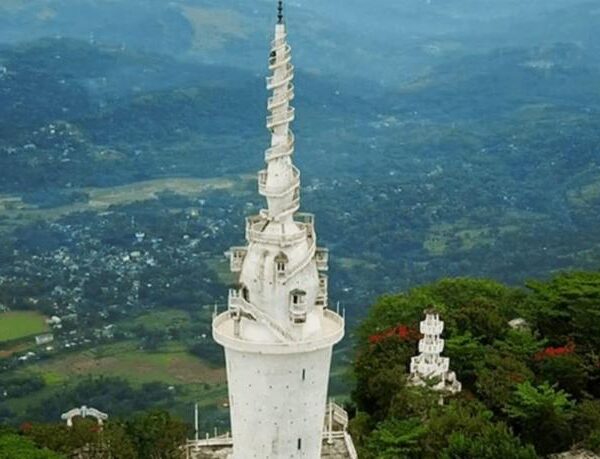 අම්බුළුවාවට කේබල කාර් පහසුකම්