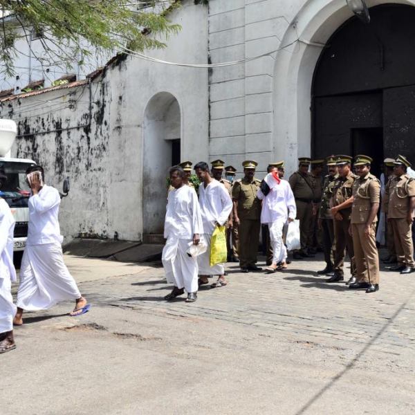 ජනපති සමාව ලැබූ සිරකරුවෝ 779ක් අවුරුදු දා පිටව යති