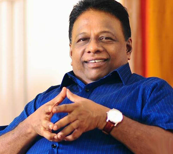 ඩලස් පිල හතට බසි